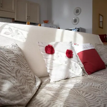Casa Sui Tetti Apartment *